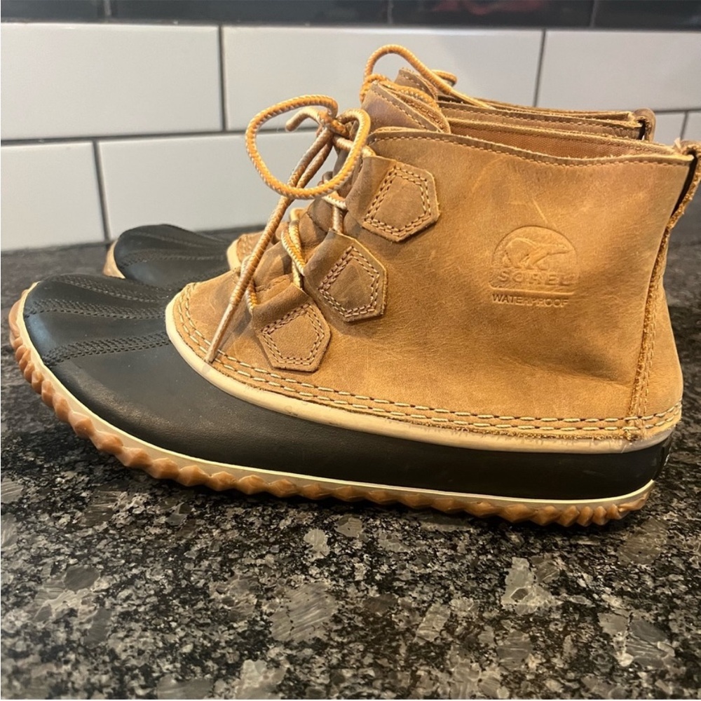 Sorel Tan Leather & Black Trim Waterproof Ankle Boots